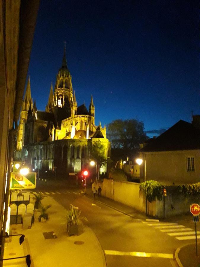 Dday 80e Studio A Cote De La Cathedrale Apartment Bayeux